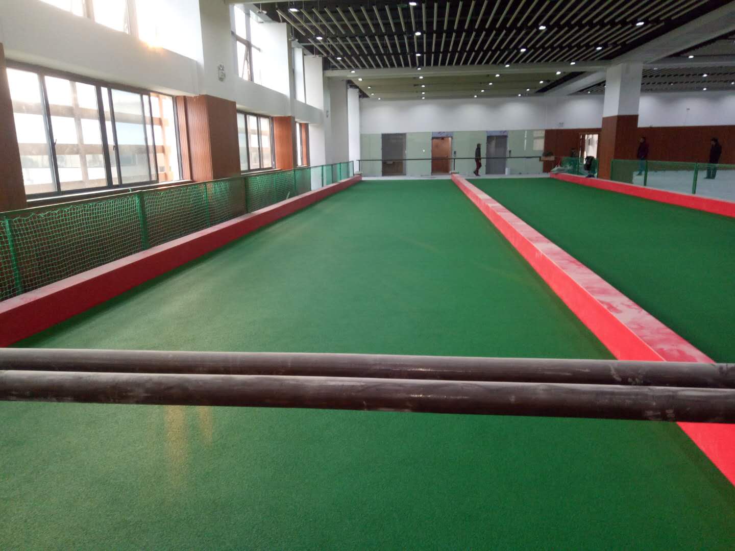 富阳市体育中心地掷球场完工